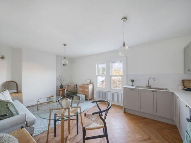 Apartment for rent in Penge, Isle Of Man