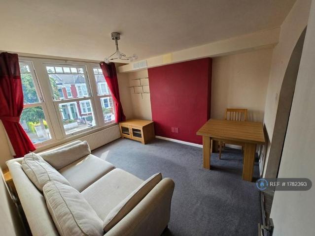 Apartment for rent in Palmers Green, Greater London