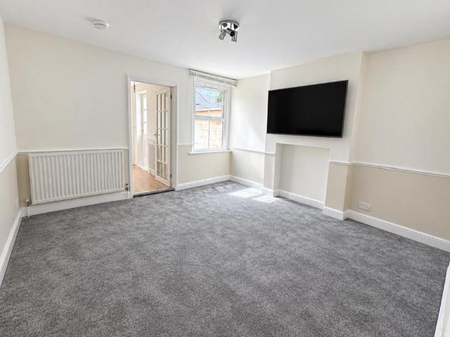 Apartment for rent in Caversham, Reading