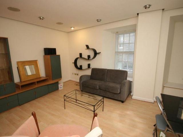 Apartment for rent in The Mound, City of Edinburgh