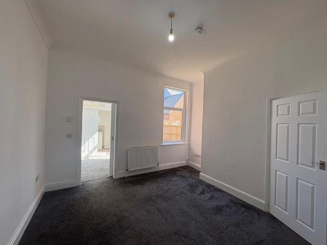 Apartment for rent in Huthwaite, Isle Of Man
