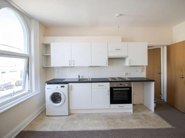 Apartment for rent in Eastbourne, East Sussex