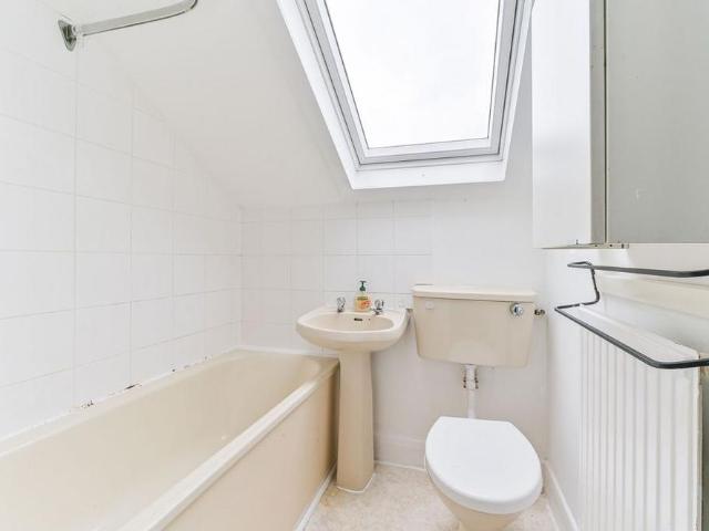 Apartment for rent in London Borough of Croydon, Greater London