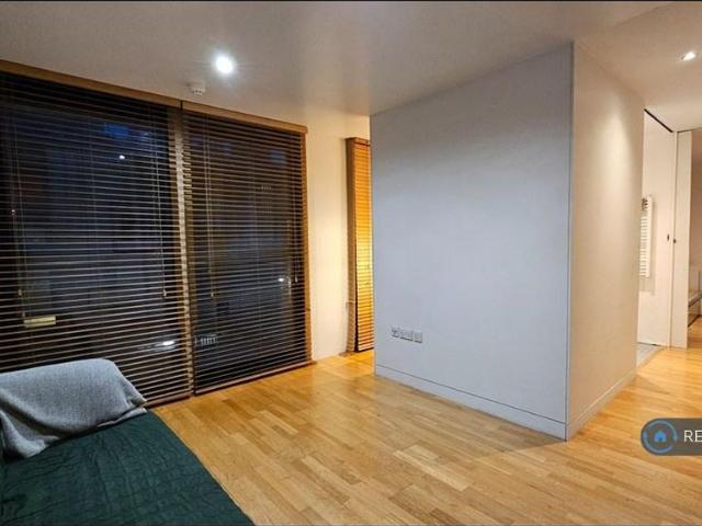 Apartment for rent in Hulme, Georgia