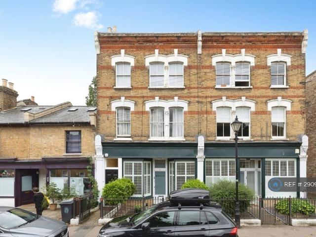 Flat for rent in Walthamstow Village, Leyton