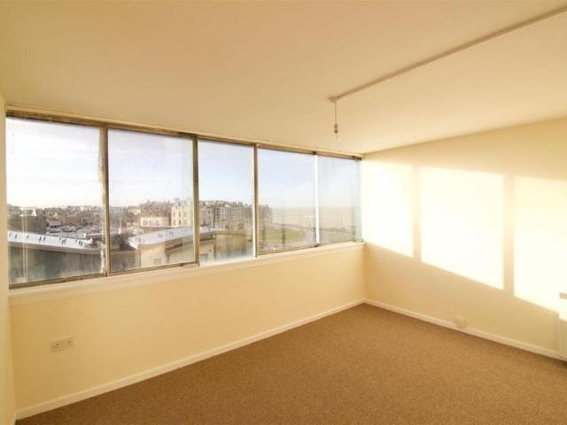 Apartment for rent in Westbrook, Acol