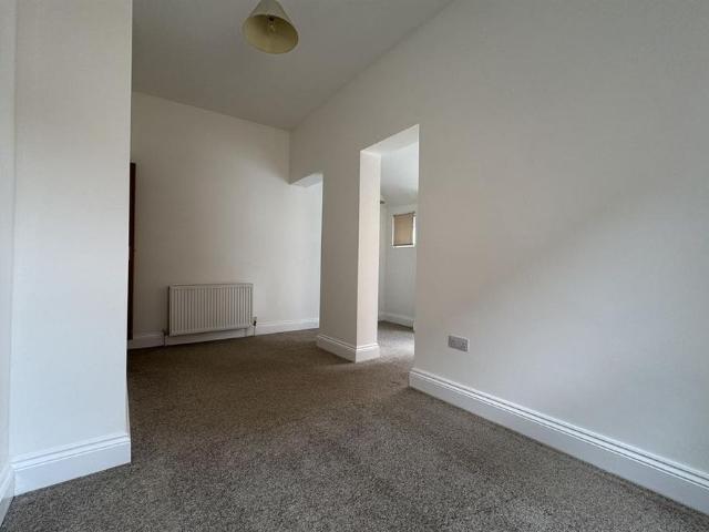 Apartment for rent in Westcliff-on-Sea, Alton Barnes