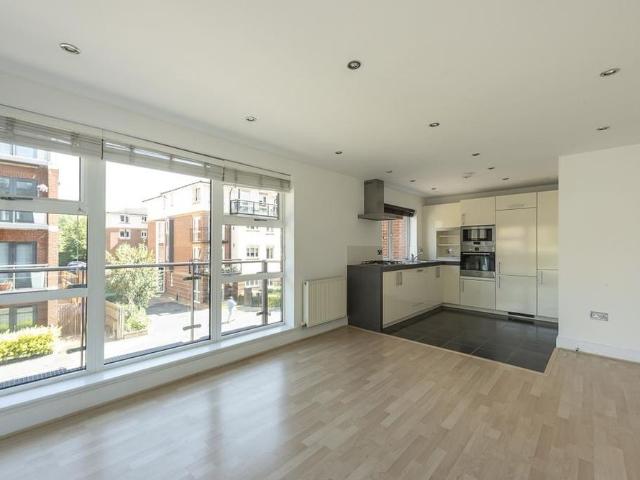 Apartment for rent in Batchworth