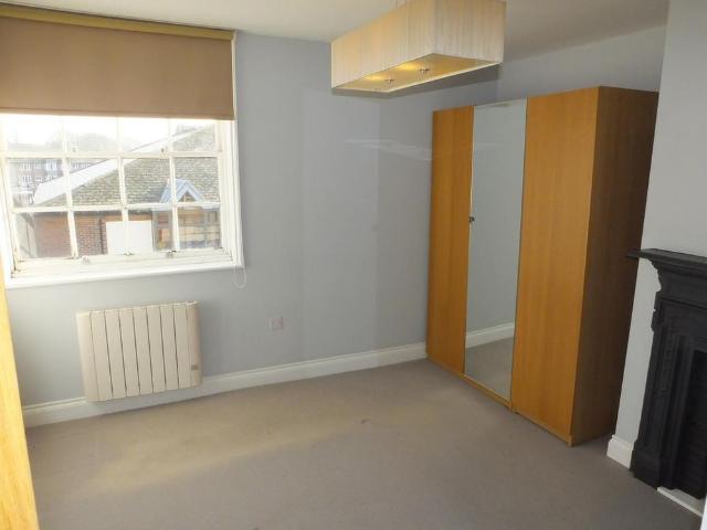 Apartment for rent in Lewes, Iford
