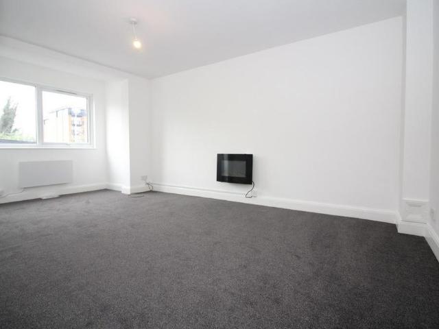 Apartment for rent in Kings Farm, Hamerton