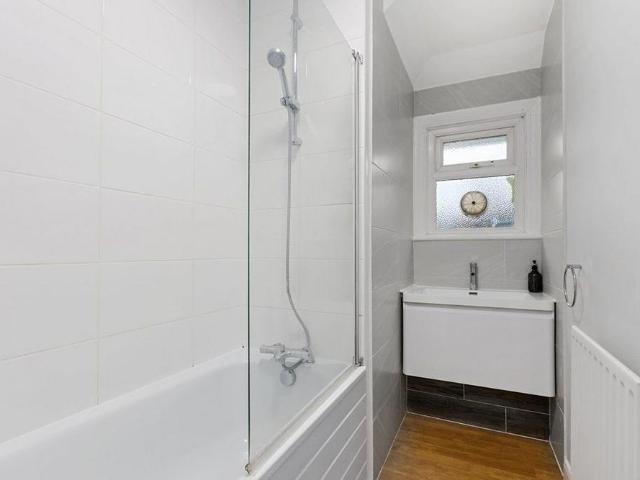 Apartment for rent in Higham Wood, Bourne Vale