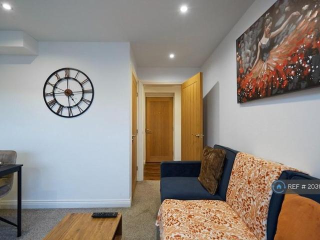 Apartment for rent in Huddersfield, Kirklees