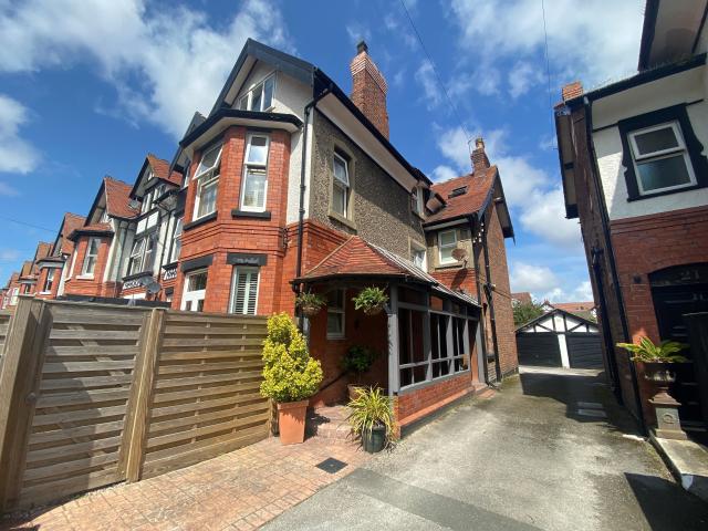 Apartment for rent in Grange, West Kirby