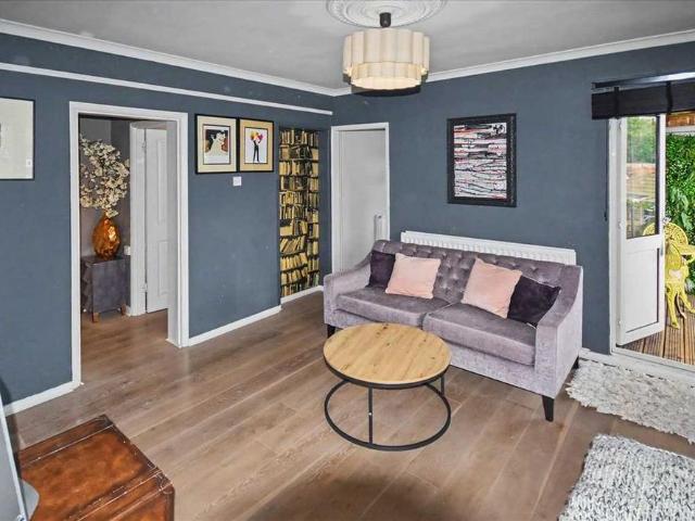 Apartment for rent in London Borough of Hounslow, Greater London