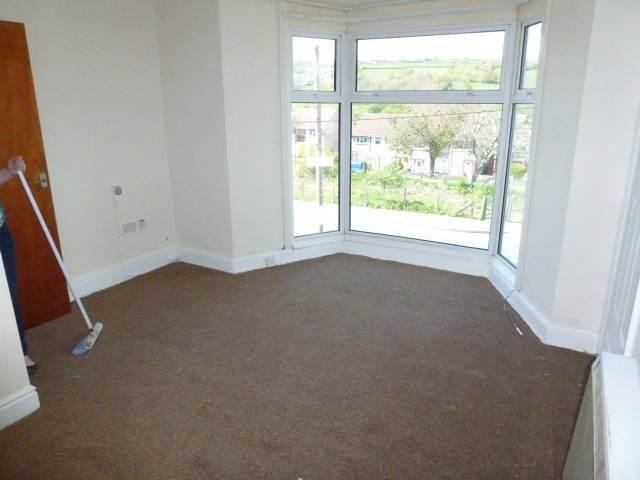 Apartment for rent in Pontyberem, Wales