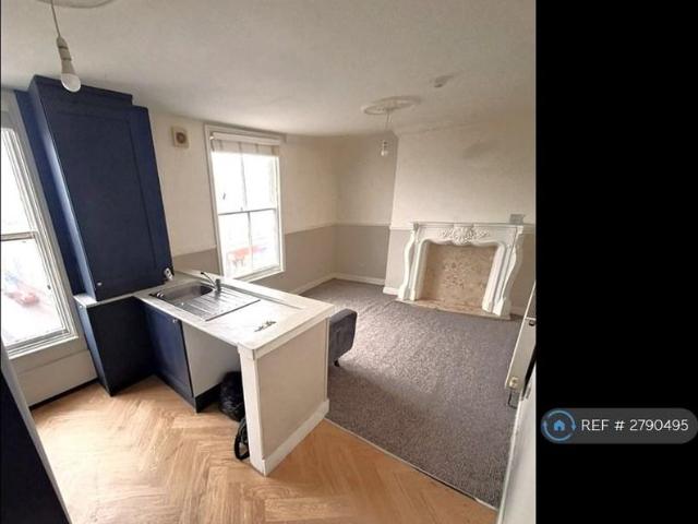 Apartment for rent in The Old Town, Kepwick