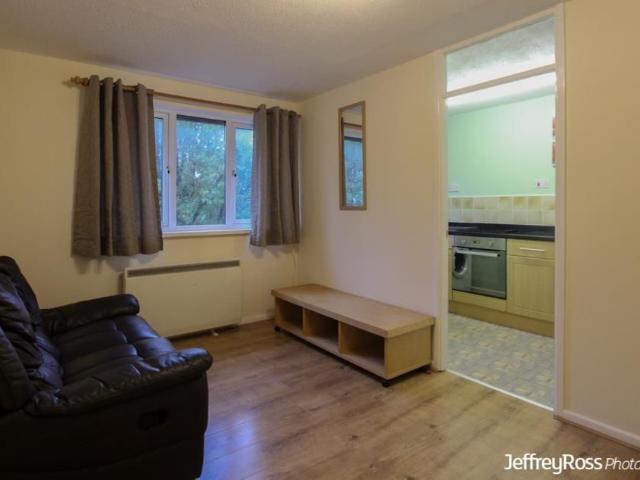 Apartment for rent in Falcon Lodge, Wales