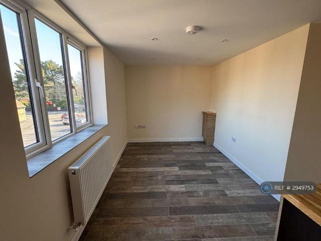 Apartment for rent in Tricketts Cross, Ferndown
