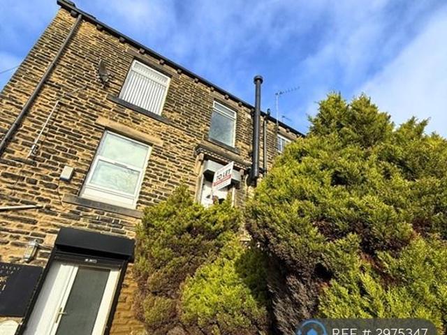 Flat for rent in Yeadon, West Yorkshire