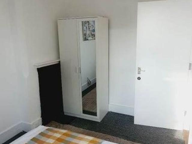 Room for rent in Midway, Kent