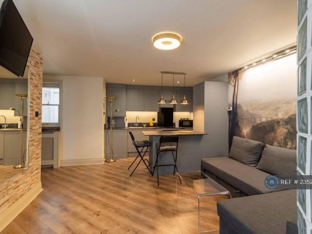 Flat for rent in Notting Hill, Greater London