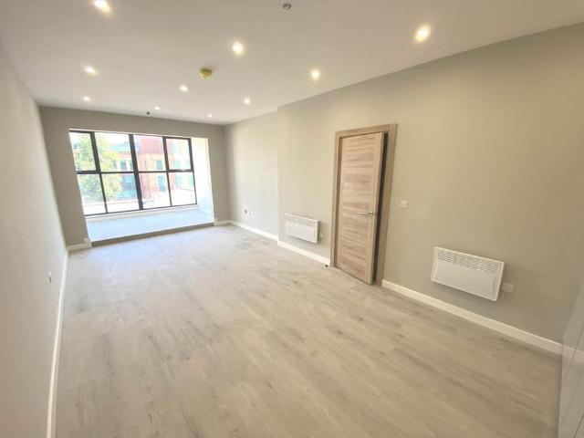 Apartment for rent in Elstree and Borehamwood, Borehamwood