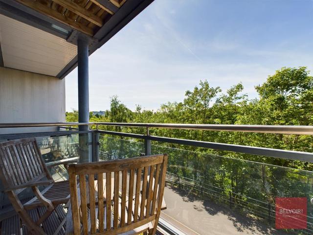 Flat for rent in Nangreaves, Wales