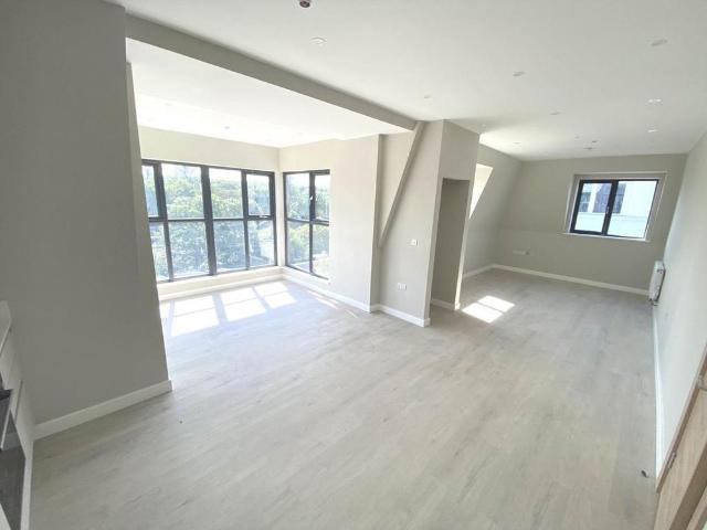 Apartment for rent in Elstree and Borehamwood, Borehamwood