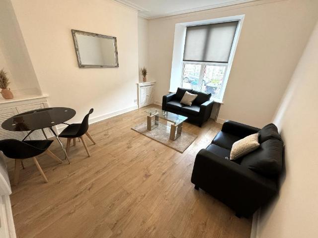 Flat for rent in Ballindoch, Scotland