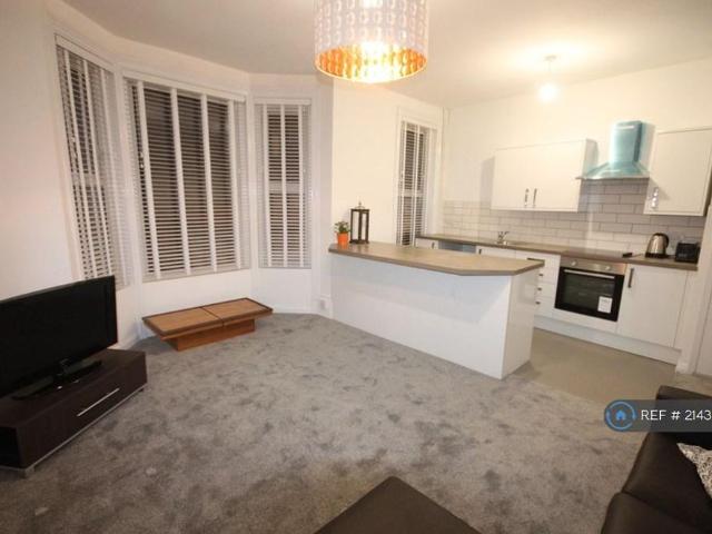 Apartment for rent in Blacklands, Guestling Green