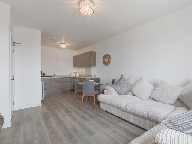 Apartment for rent in Cove Bay, Ballindoch