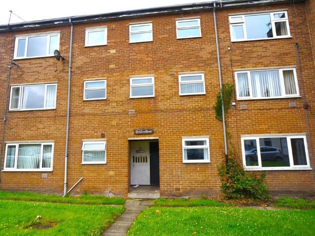 Flat for rent in Heath, West Yorkshire