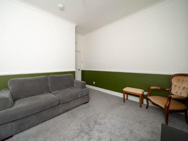 Apartment for rent in Ferryhill, Ballindoch