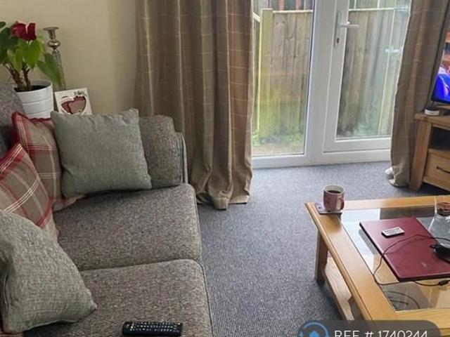 Apartment for rent in Stone, Baswich