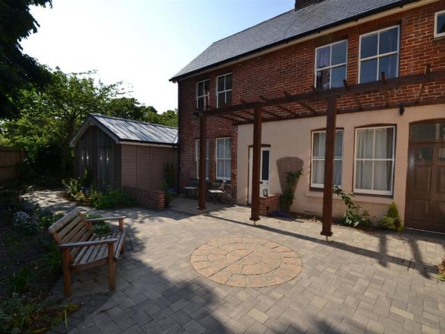Apartment for rent in Ringwood, Ashurst Bridge