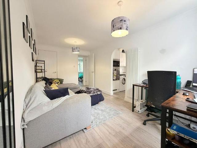 Apartment for rent in Pamington, Gloucestershire