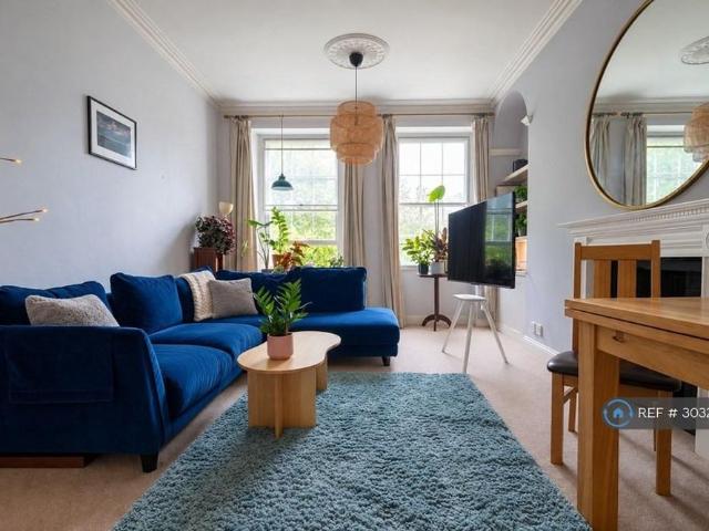 Apartment for rent in Grosvenor, Dulcote
