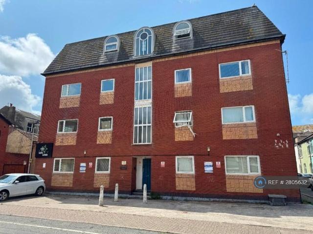 Flat for rent in Foxhall, Blackpool