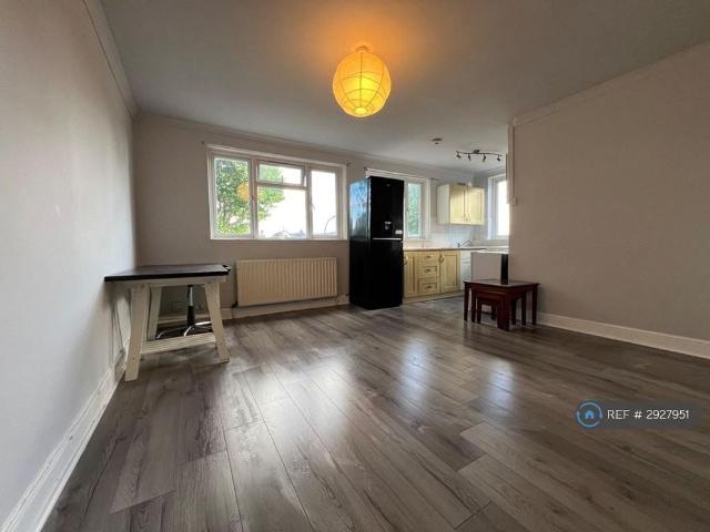 Apartment for rent in London Borough of Lewisham, Greater London