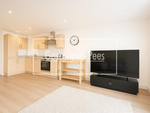Flat for rent in Norbiton, Greater London