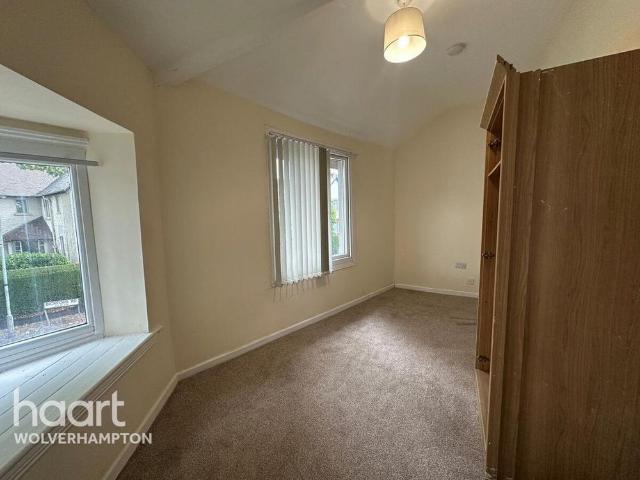 Apartment for rent in Fallings Park, Park Village