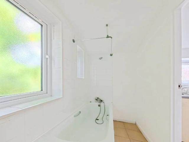 Apartment for rent in Stratford Marsh, Greater London