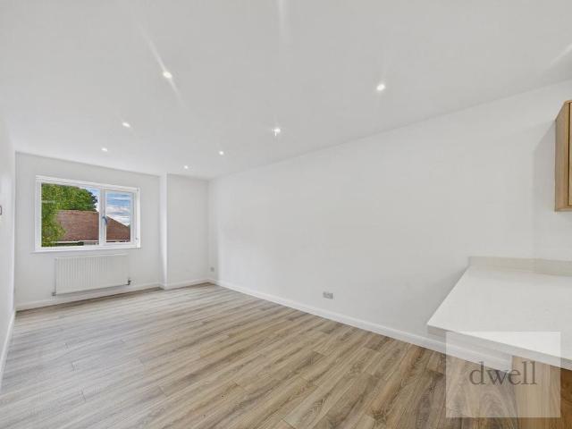 Apartment for rent in Kippax Common, Leeds