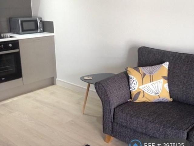 Apartment for rent in Castle Quarter, Falcon Lodge