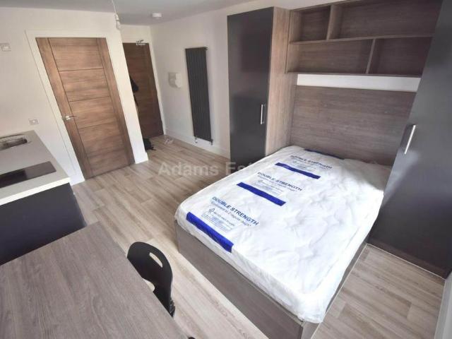 Apartment for rent in Whitley, Reading
