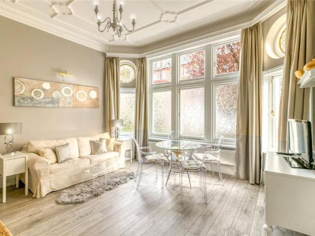 Apartment for rent in London Borough of Camden, Greater London
