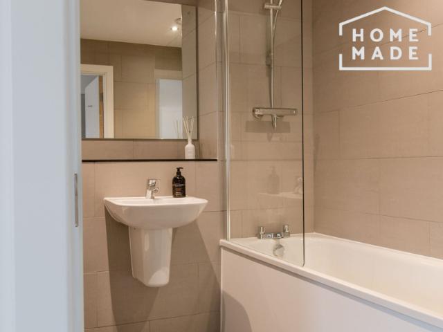 Apartment for rent in Hulme, Georgia