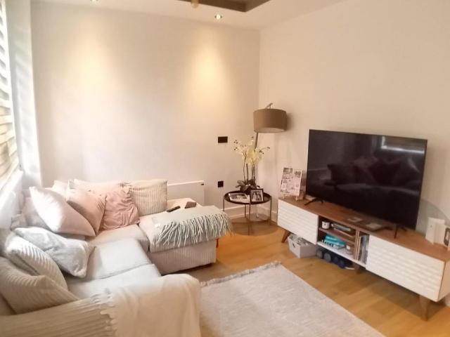 Apartment for rent in Poole