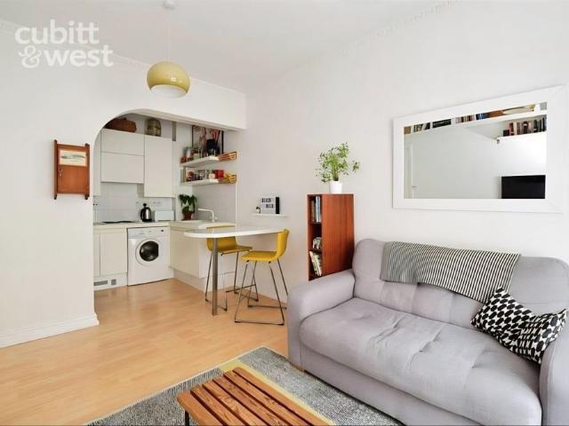 Apartment for rent in Brighton & Hove