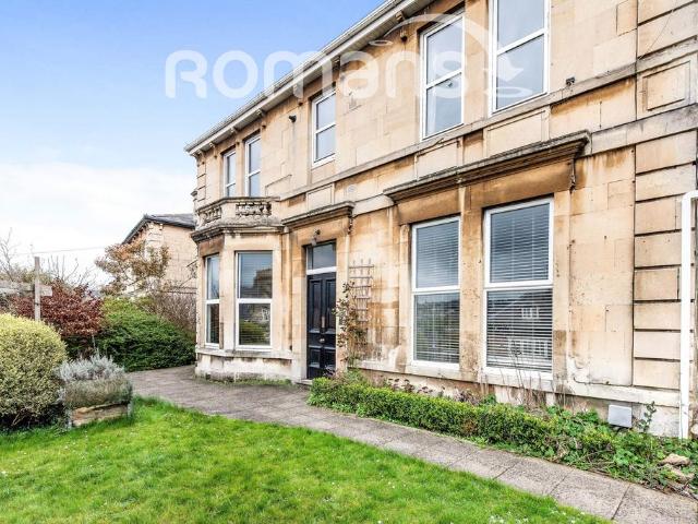 Flat for rent in Beechen Cliff, Dulcote